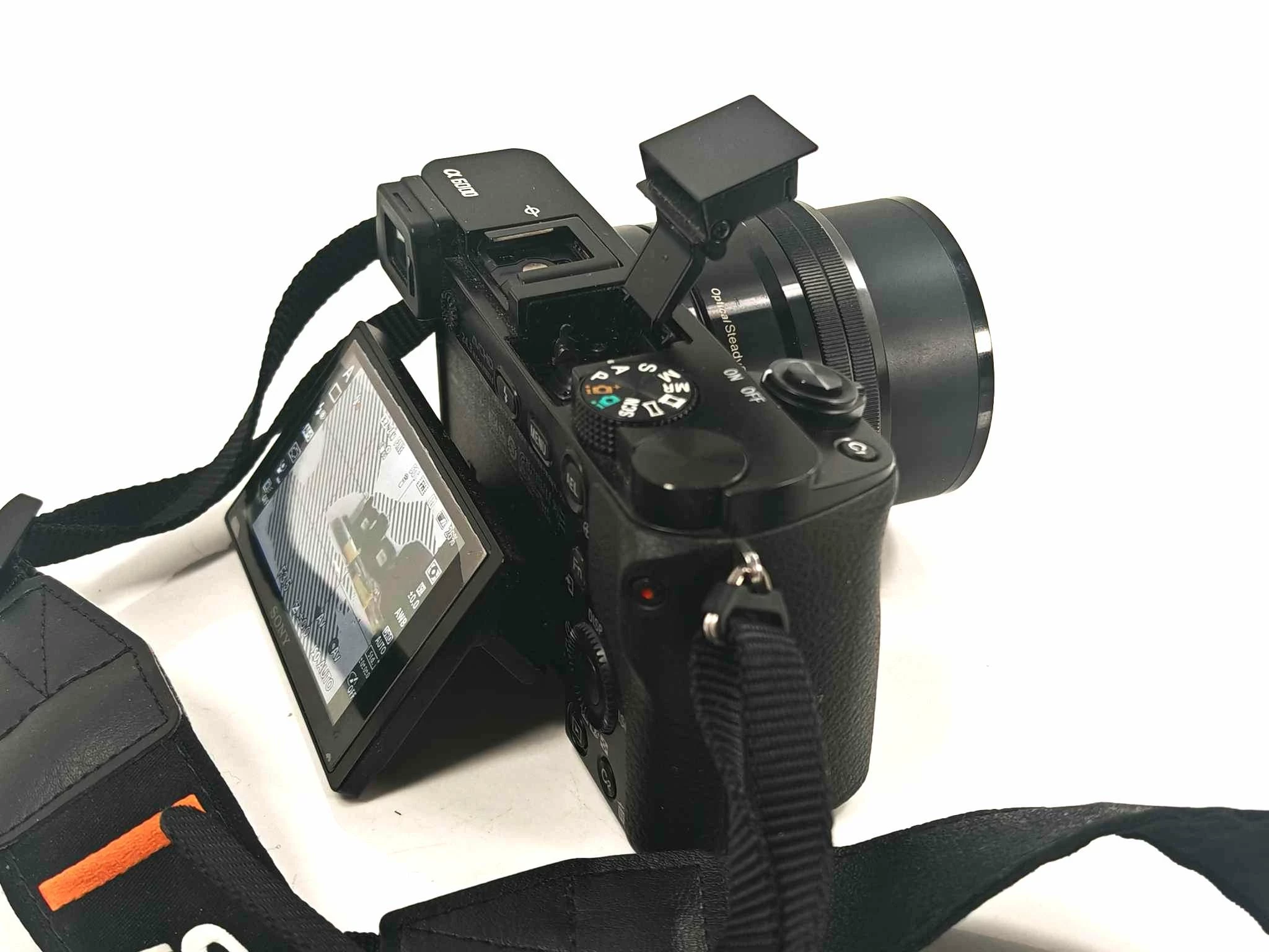 sony-a6000-body-obiektyw-16-5035-56-w-zestawie-814-2