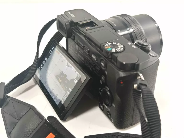 sony-a6000-body-obiektyw-16-5035-56-marka-212538-254498
