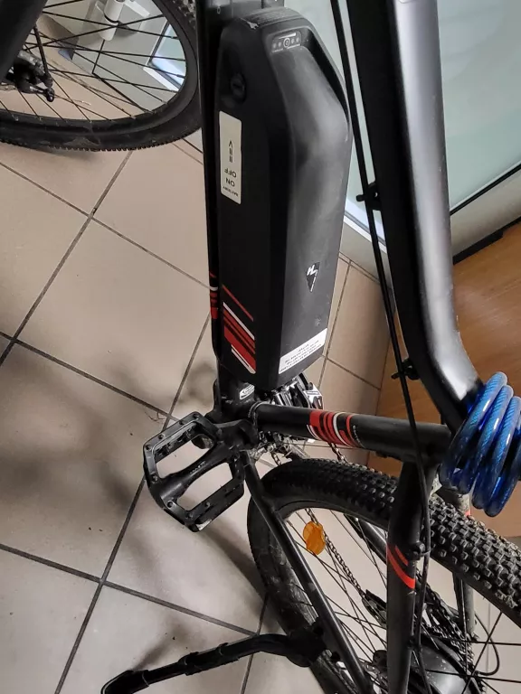 ROWER ELEKTRYCZNY INDIANA E-MTB 3.0 M18 27,5 + ŁADOWARKA