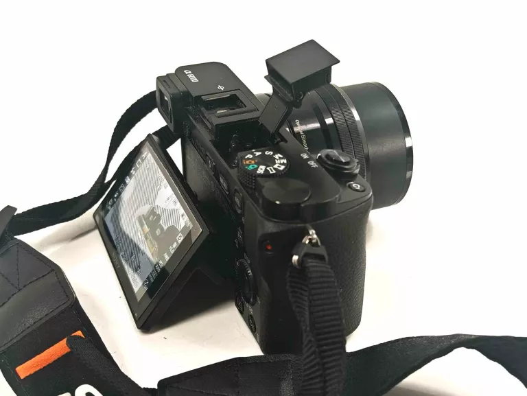 sony-a6000-body-obiektyw-16-5035-56-w-zestawie-814-2