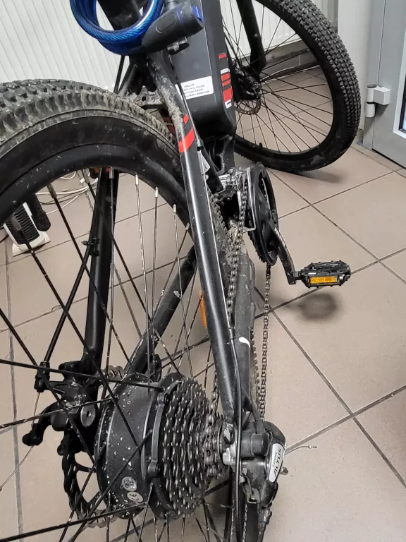 ROWER ELEKTRYCZNY INDIANA E-MTB 3.0 M18 27,5 + ŁADOWARKA