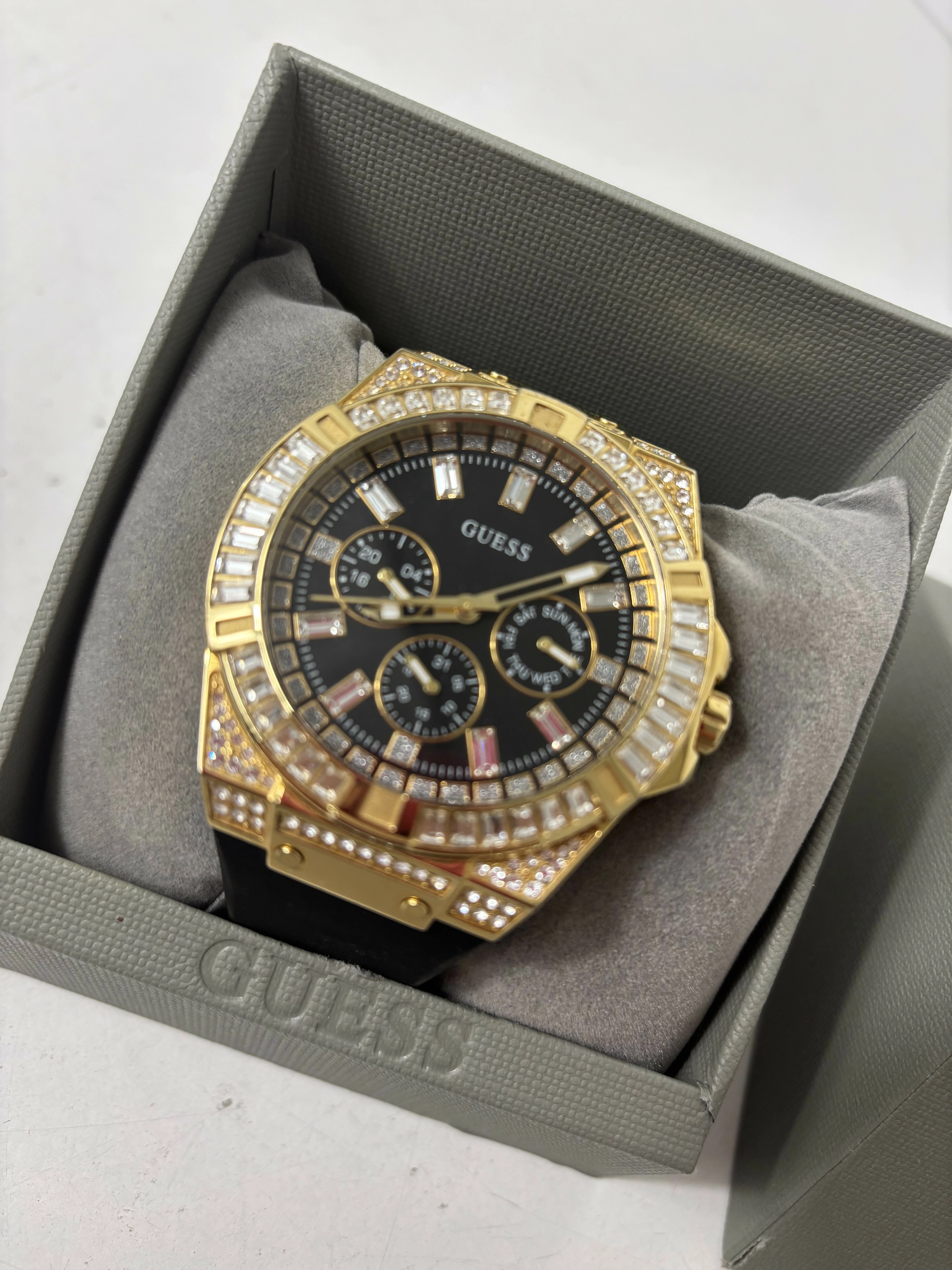 zegarek-wodoodporny-meski-zloty-guess-swarovski-ean-gtin-091661517211