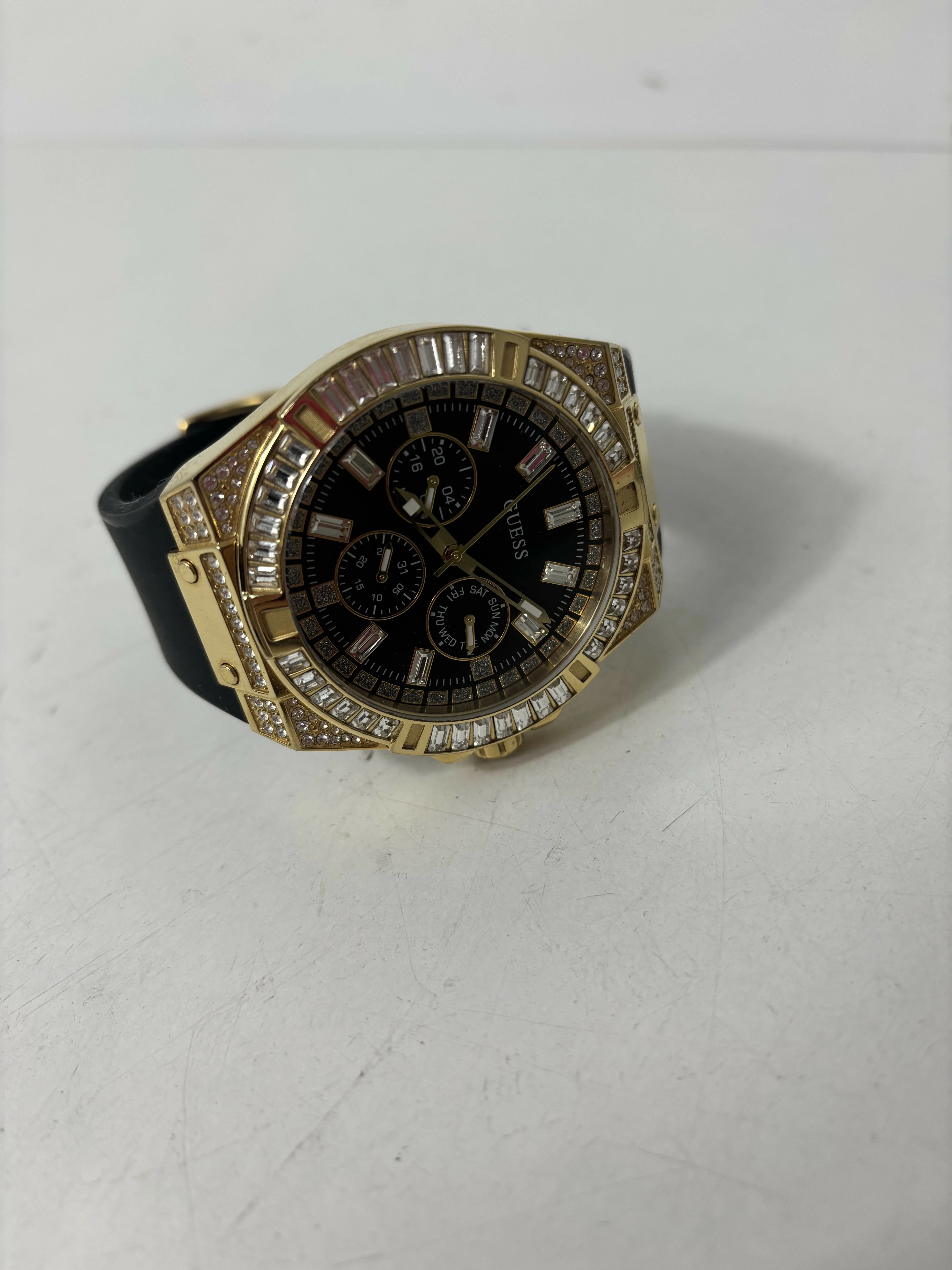 zegarek-wodoodporny-meski-zloty-guess-swarovski-stan-11323-2