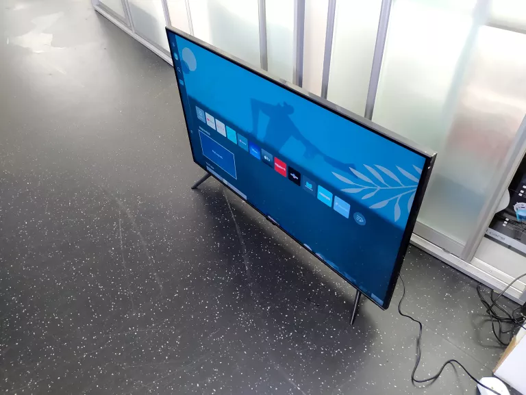 TELEWIZOR LED SAMSUNG UE43CU7172 43 CALE 4K
