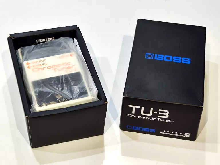 BOSS TU-3 CHROMATIC STROIK GITAROWY TUNER PODŁOGOWY