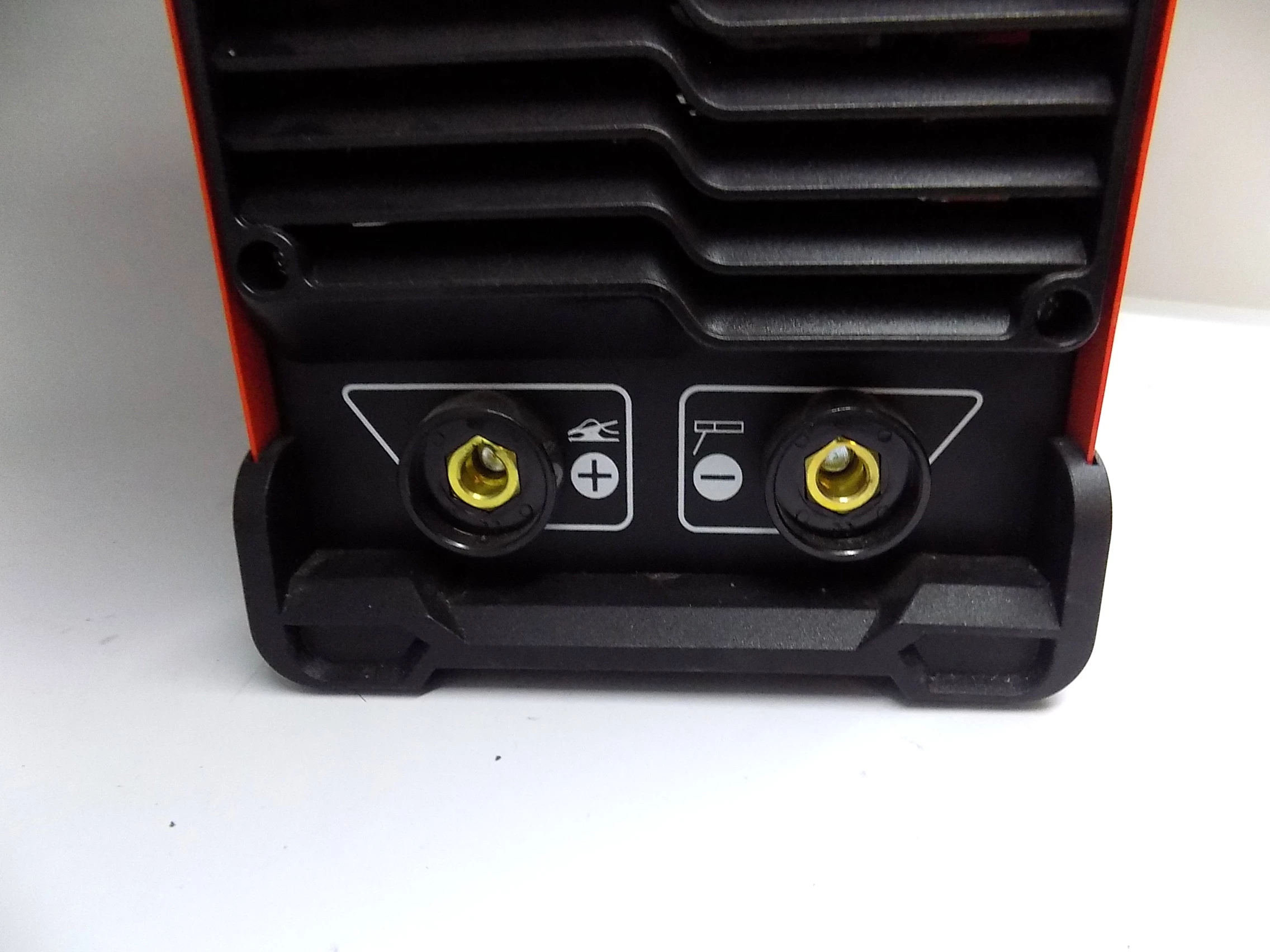 spawarka-inwertorowa-mma-200a-dedra-desi201mtl-metody-spawania-129645-1