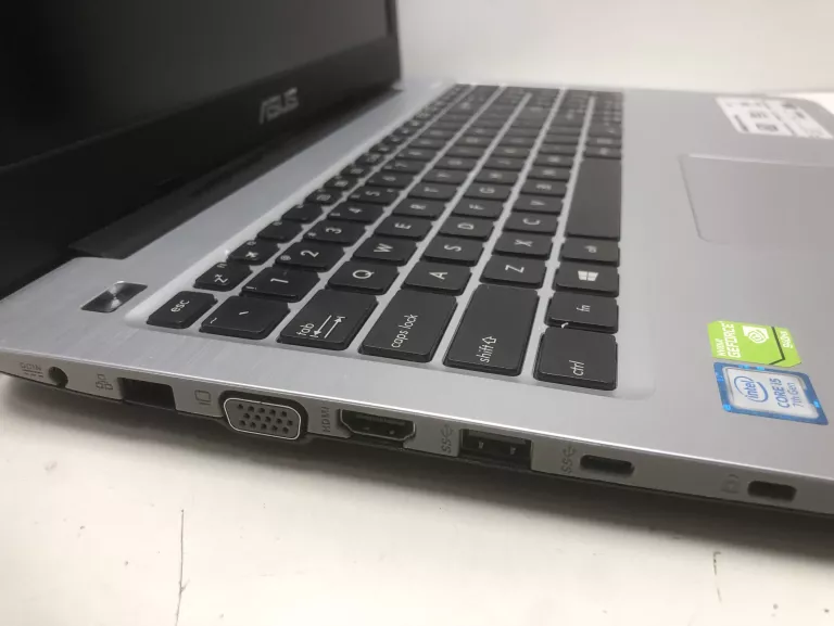 LAPTOP ASUS R558U I5 8GB RAM 500GB GEFORCE 980MX