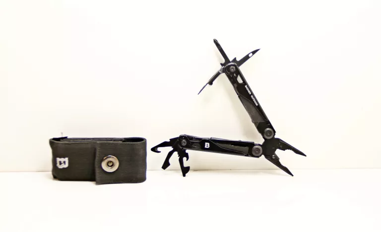 MULTITOOL NARZĘDZIE WIELOFUNKCYJNE BADGER OUTDOOR
