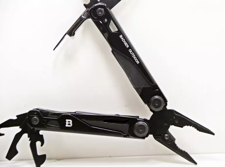 MULTITOOL NARZĘDZIE WIELOFUNKCYJNE BADGER OUTDOOR