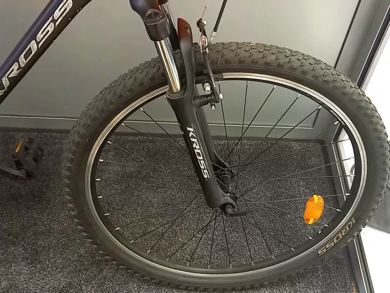 ROWER MTB KROSS BERG JR 2.0 RAMA 17 CALI KOŁO 27,5 "