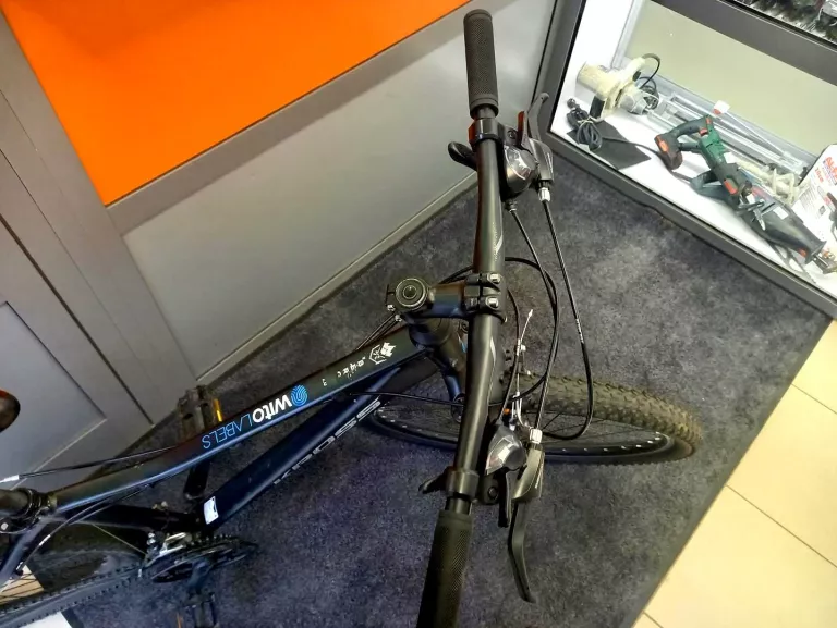 ROWER MTB KROSS BERG JR 2.0 RAMA 17 CALI KOŁO 27,5 "
