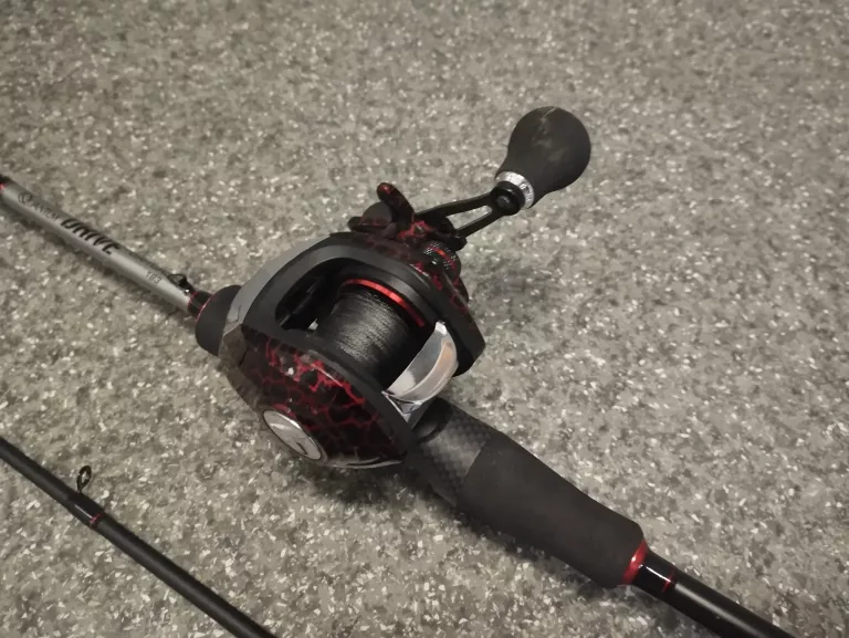 WĘDKA QUANTUM DRIVE BAITCAST 1.83 M 7-35 G