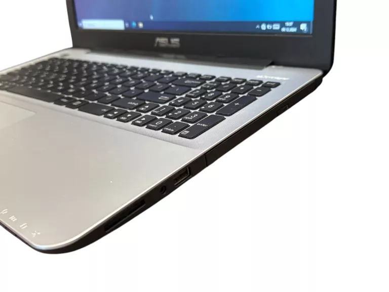 LAPTOP ASUS A555L I3-4005U 4/240 GB GEFORCE 920M + ZASILACZ