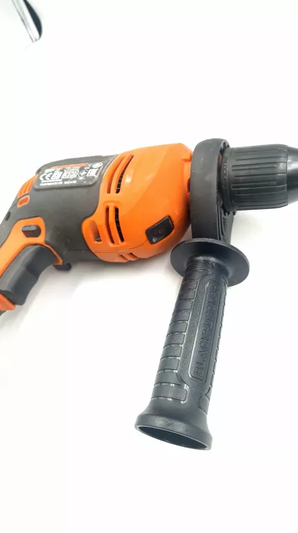 WIERTARKA BLACK DECKER BEH710