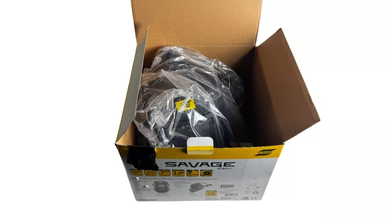 ZESTAW PRZYŁBICA ESAB SAVAGE A40 AIR + NAWIEW ESAB EPR-X1.1 STAN 10/10