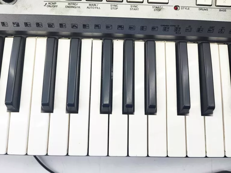 KEYBOARD YAMAHA PSR-E443