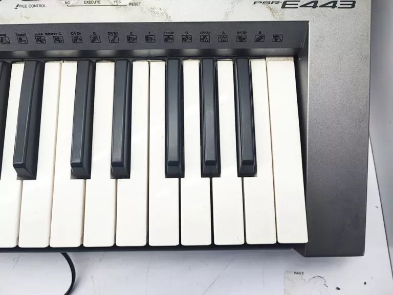 KEYBOARD YAMAHA PSR-E443