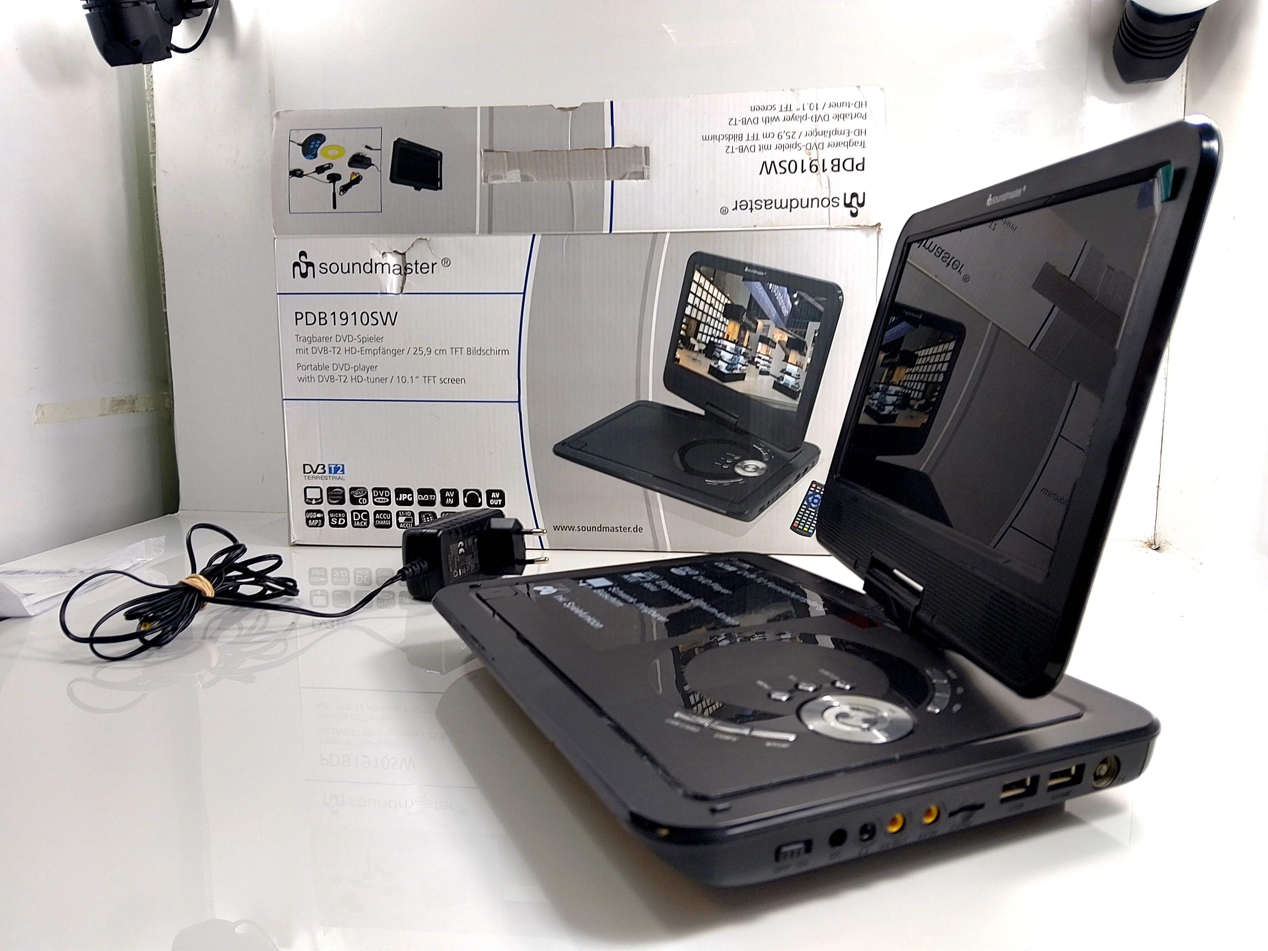 przenosny-samochodowy-odtwarzacz-dvd-soundmaster-1910sw-poludniowa-38-przezmierowo-ska