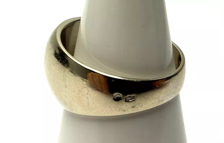 SYGNET Z BIAŁEGO ZŁOTA 585 16,50G / DIAMENTY/ CERTYFIKAT