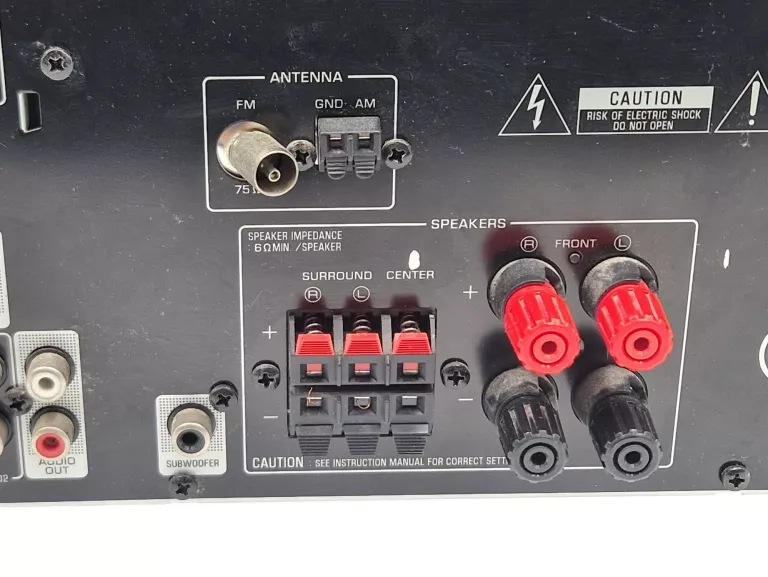 AMPLITUNER YAMAHA RX-V367 + PILOT