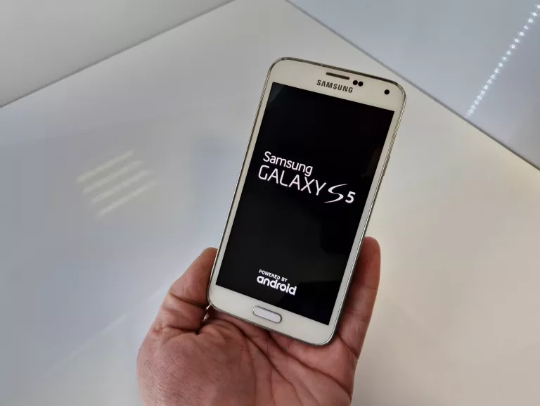 SAMSUNG GALAXY S5 G900F 16GB 2GB