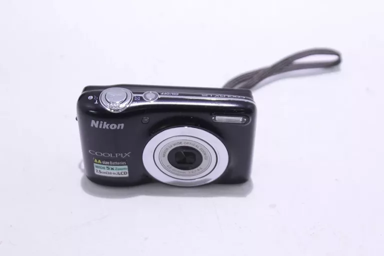APARAT NIKON COOLPIX L25
