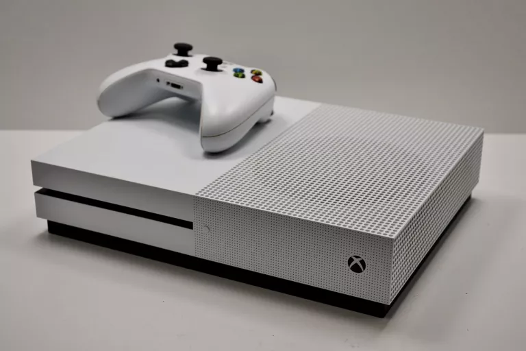 KONSOLA MICROSOFT XBOX ONE S 1TB