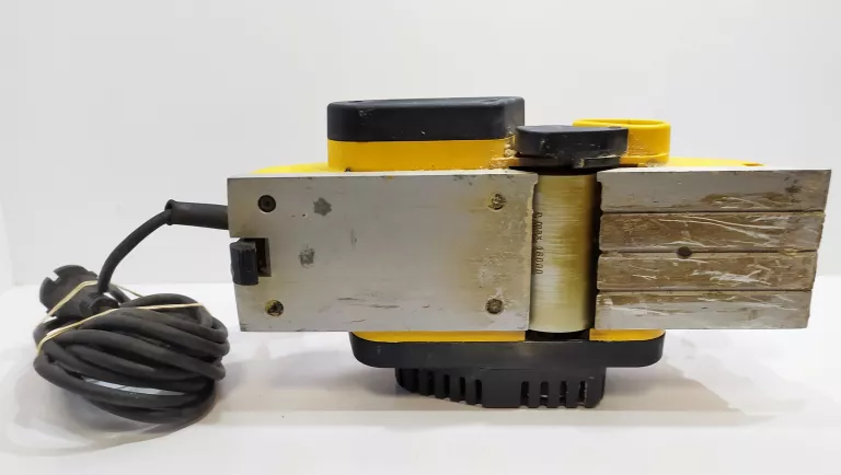STRUG ELEKTRYCZNY DEWALT DW680 BN
