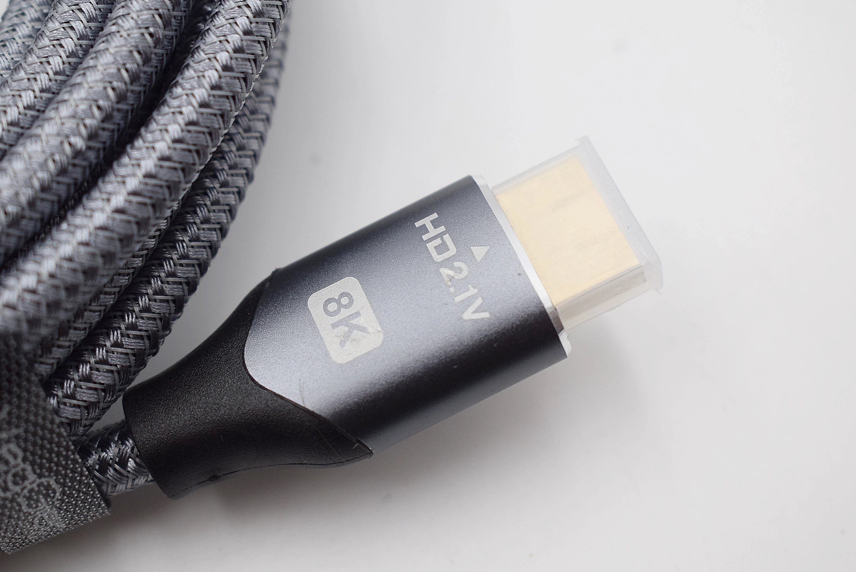 solidny-kabel-przylacze-hdmi-hdmi-plecionka-8k-21v-5m-marka-inna