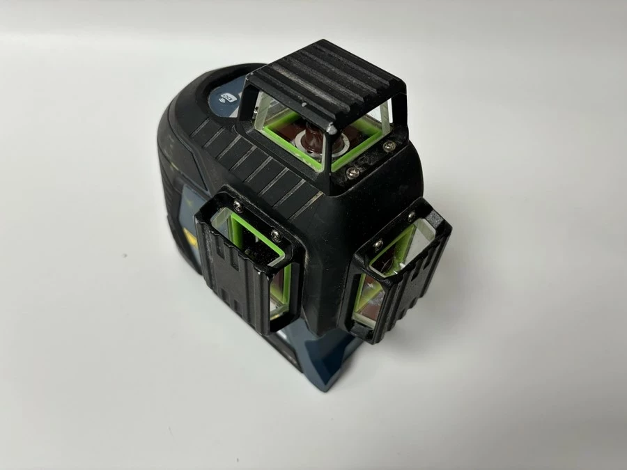 laser-krzyzowy-bosch-gll-3-60-xg-kod-producenta-btykjbhgll3-60xgzuhe-006