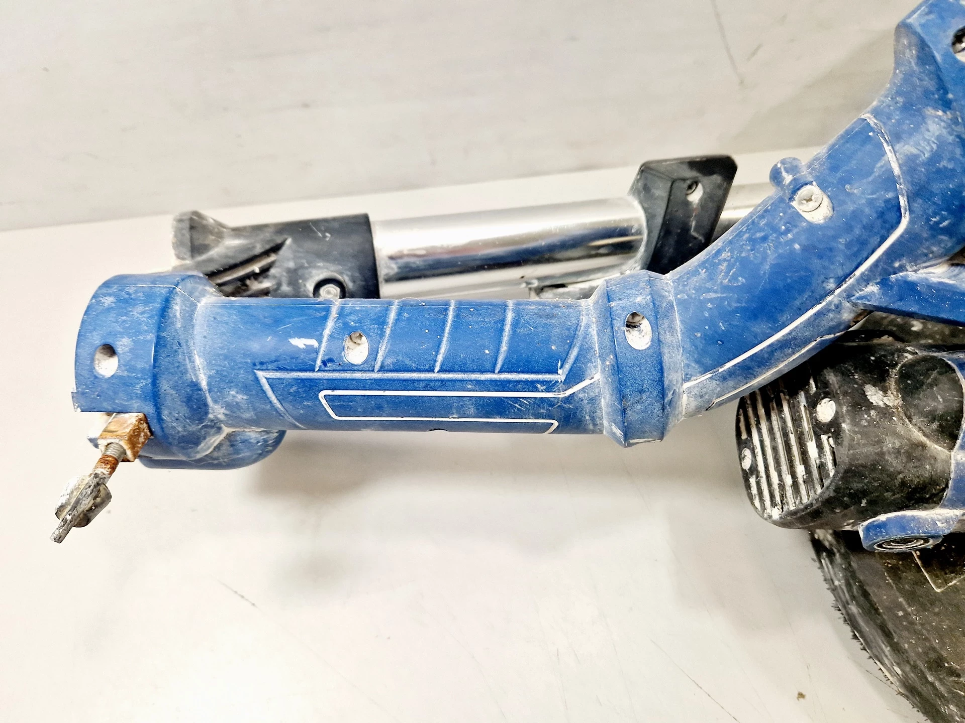 szlifierka-do-gipsu-zyrafa-scheppach-ds930-710w-marka-scheppach