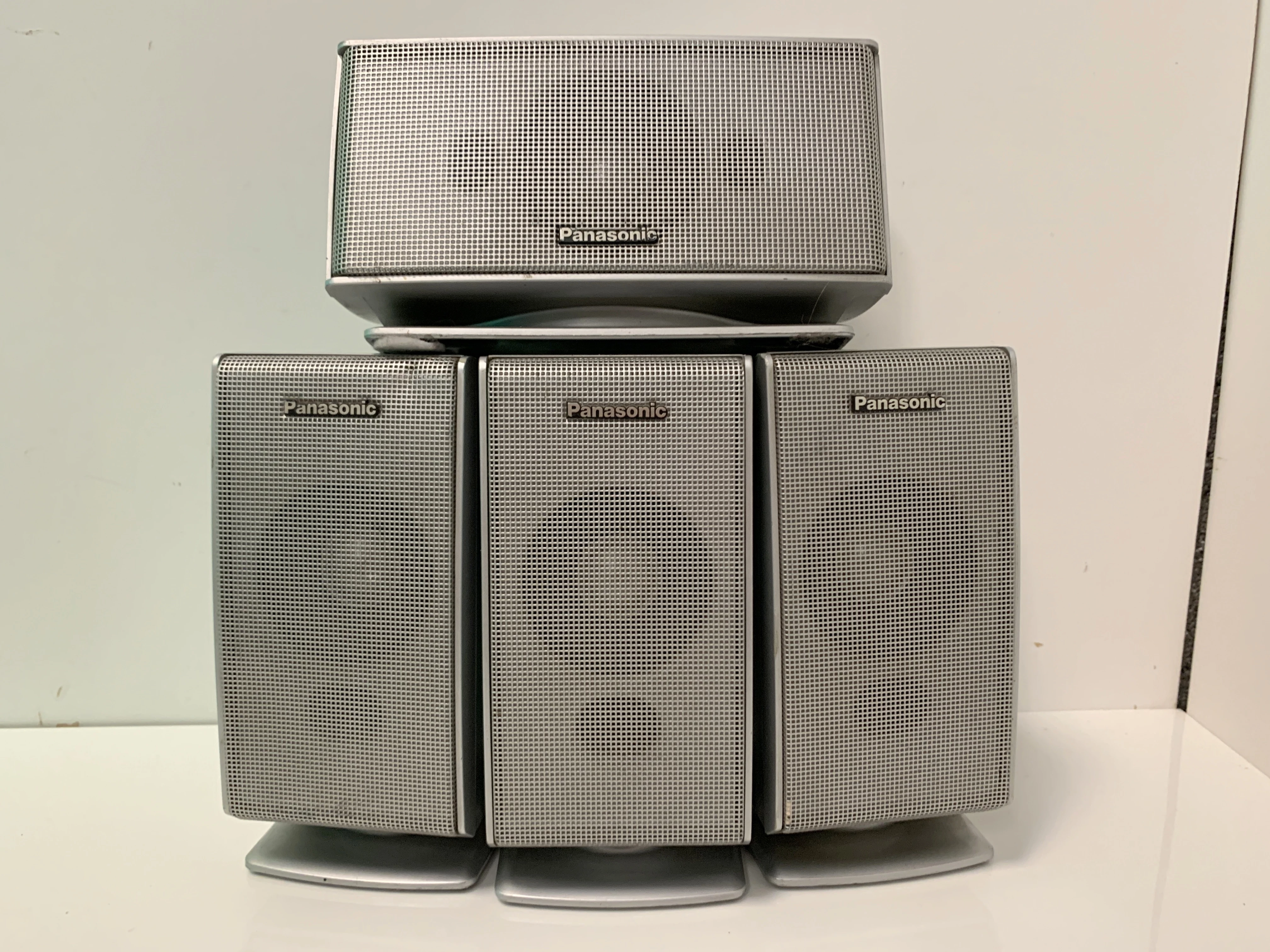 subwoofer-sb-wa520-panasonic-glosniki-3x-glosnik-1x-centralny-kod-producenta-sb-wa520