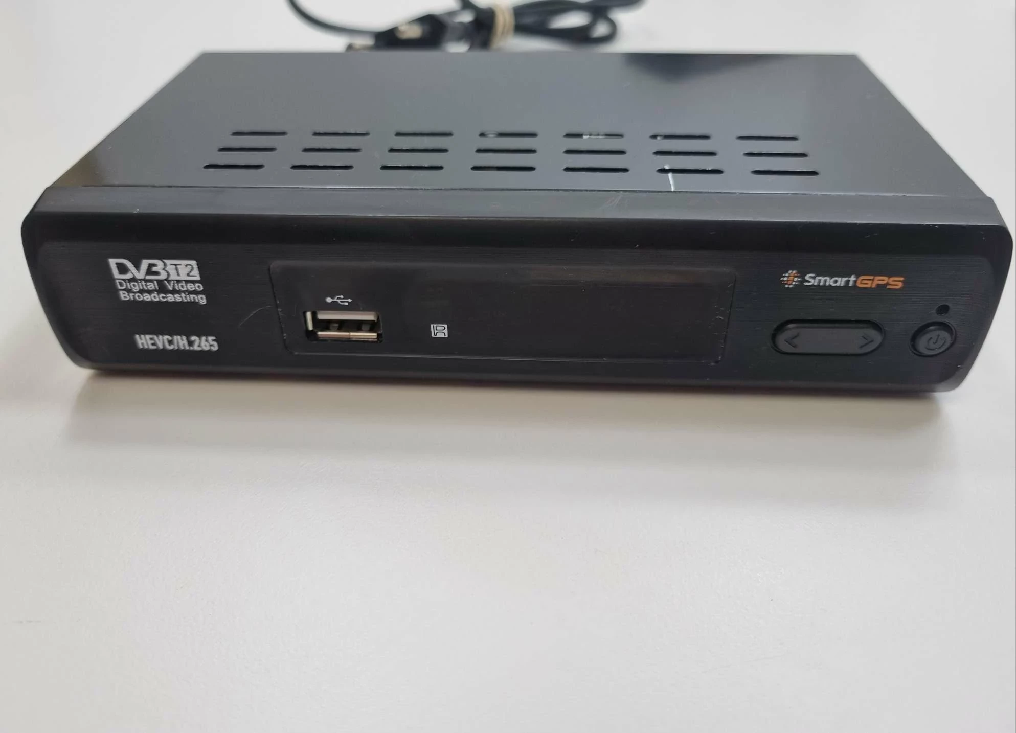 dekoder-tuner-dvb-t2-smart-sat-2-h264h265hevc-pekniety-pilot-stan-uzywany