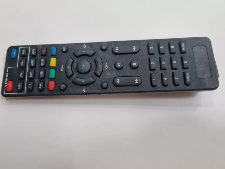 dekoder-tuner-dvb-t2-smart-sat-2-h264h265hevc-pekniety-pilot-product-id-76283eea-0a3f-4c94-accc-8f5f877e1a78