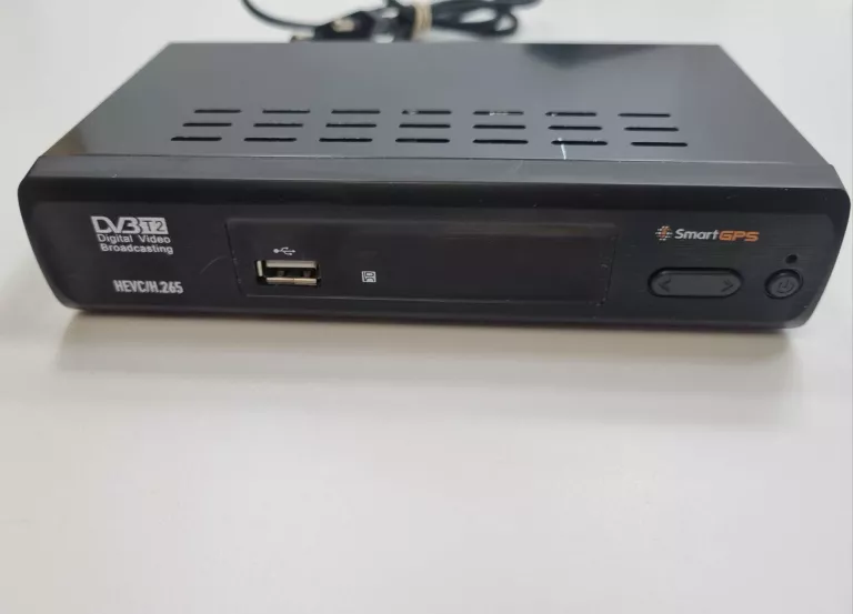 dekoder-tuner-dvb-t2-smart-sat-2-h264h265hevc-pekniety-pilot-stan-uzywany