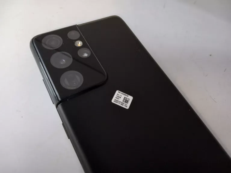 telefon-samsung-s21-ultra-przekatna-ekranu-680