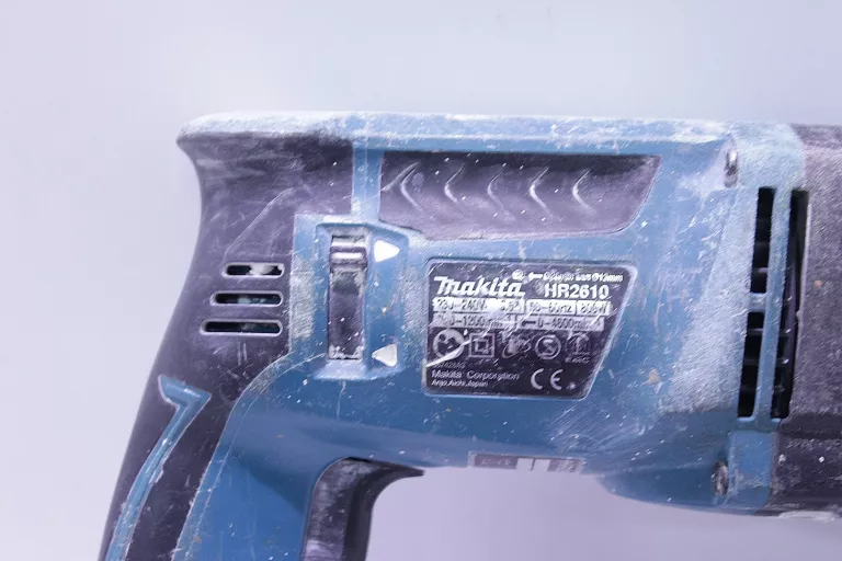 MŁOTOWIERTARKA MAKITA HR2610