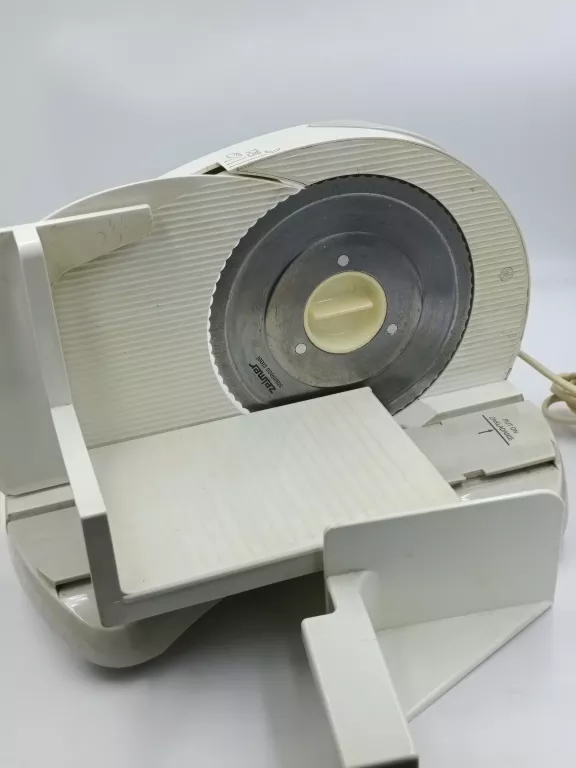 krajalnica-do-chleba-zelmer-alexis-young-zfs0715s-kolor-dominujacy-ecru