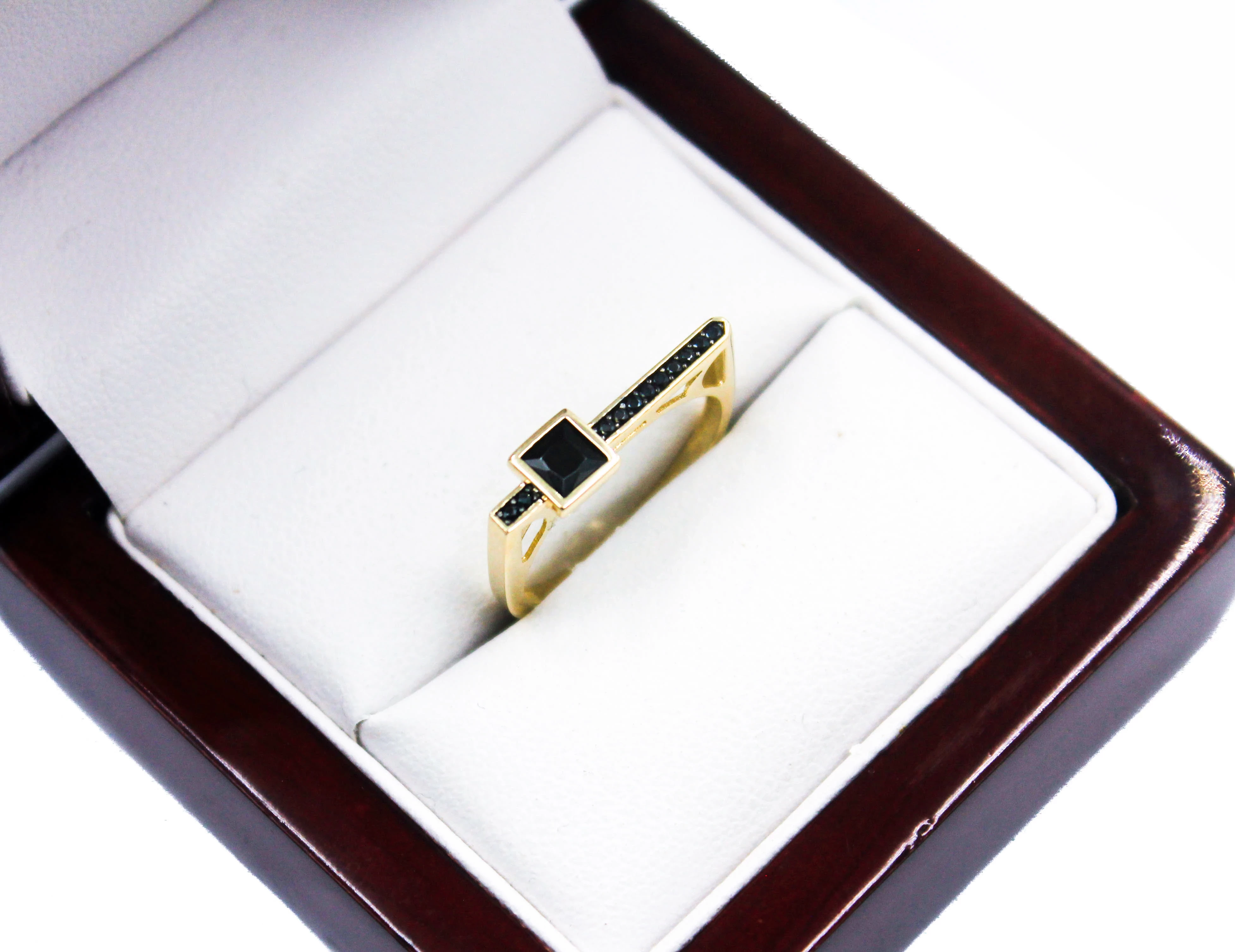 zloty-pierscionek-pr1-188-g-r-15-rodzaj-klasyczne