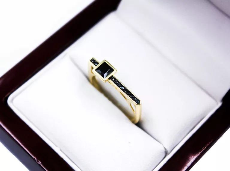 zloty-pierscionek-pr1-188-g-r-15-pl-zygmunta-starego-17-sc-grodzisk