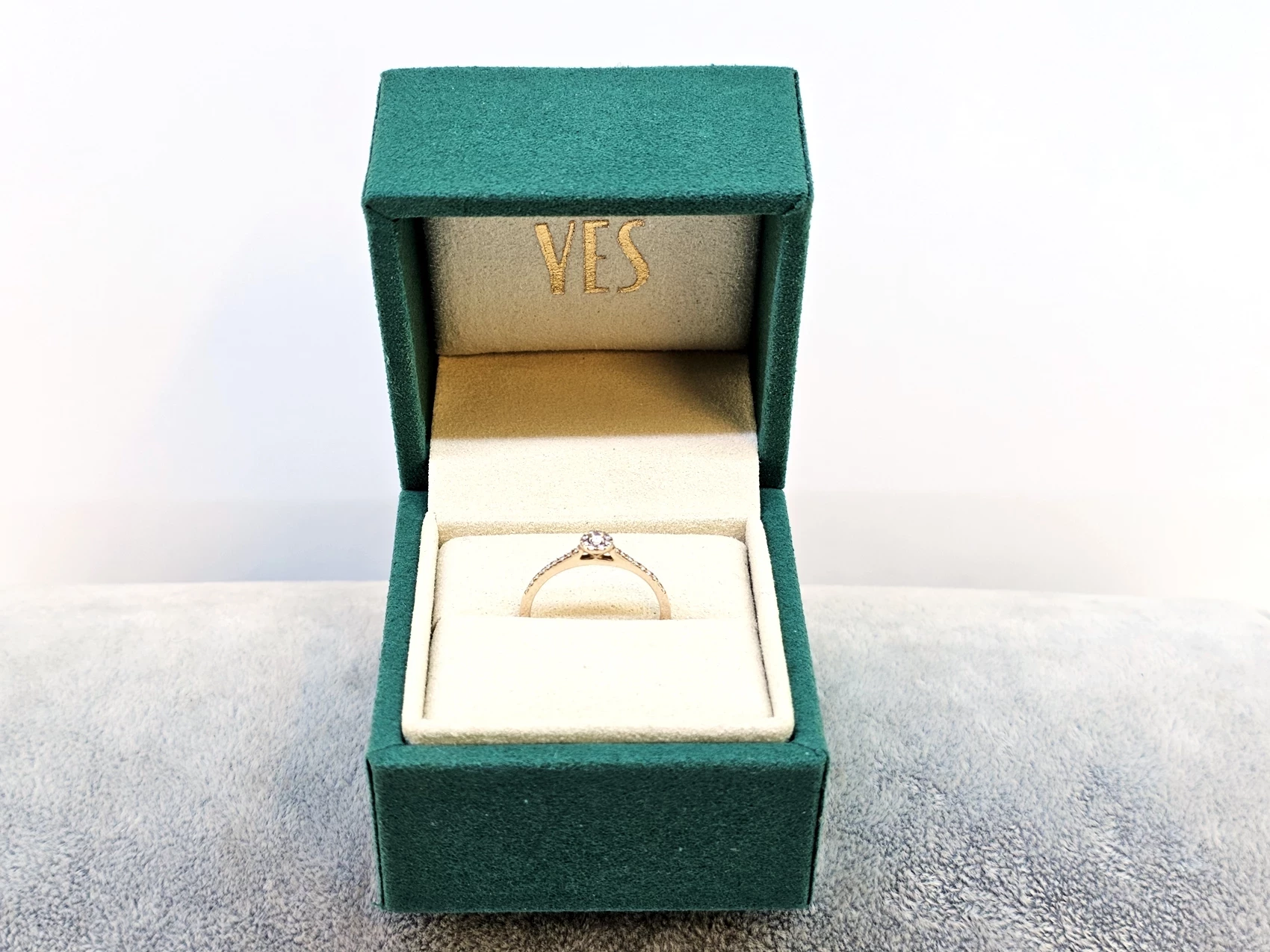 zloty-pierscionek-585094gr14010ct-27-szt-stan-uzywany