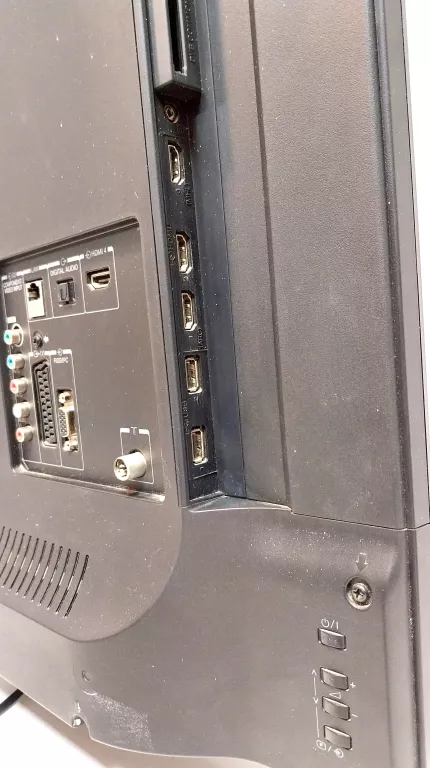 TELEWIZOR TOSHIBA 40L7335D/PILOT/UCHWYT ŚCIENNY