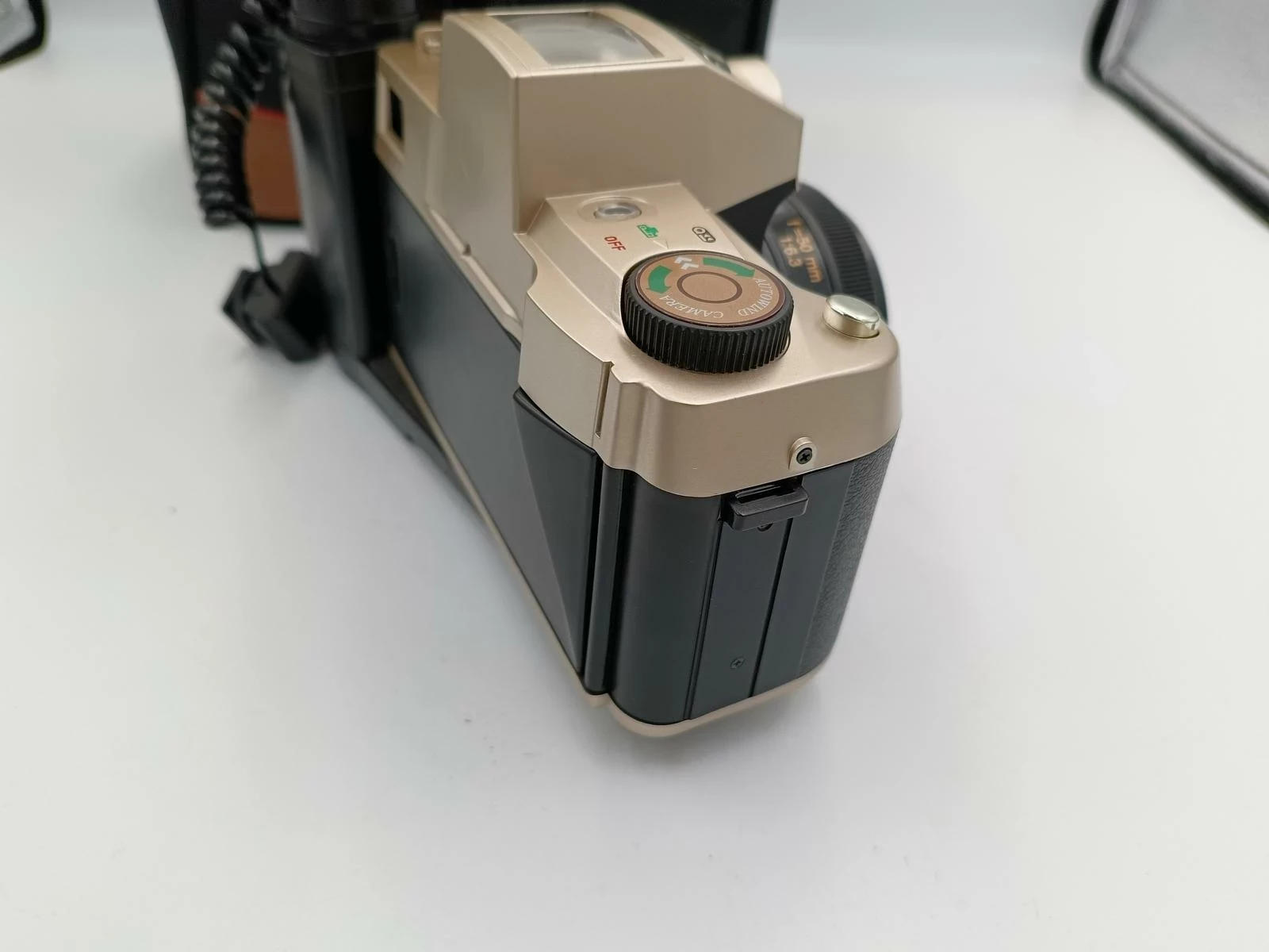 aparat-canon-9002rs-torba-lampa-blyskowa-opis-stan-uszkodzony