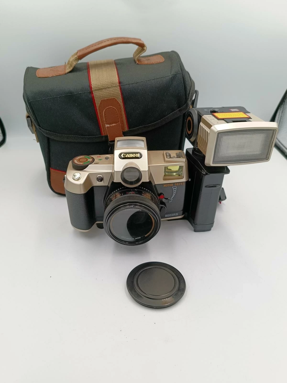 aparat-canon-9002rs-torba-lampa-blyskowa-opis-stan-uszkodzony