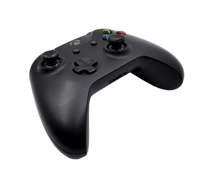 KONSOLA MICROSOFT XBOX ONE X 1TB HDR + PAD