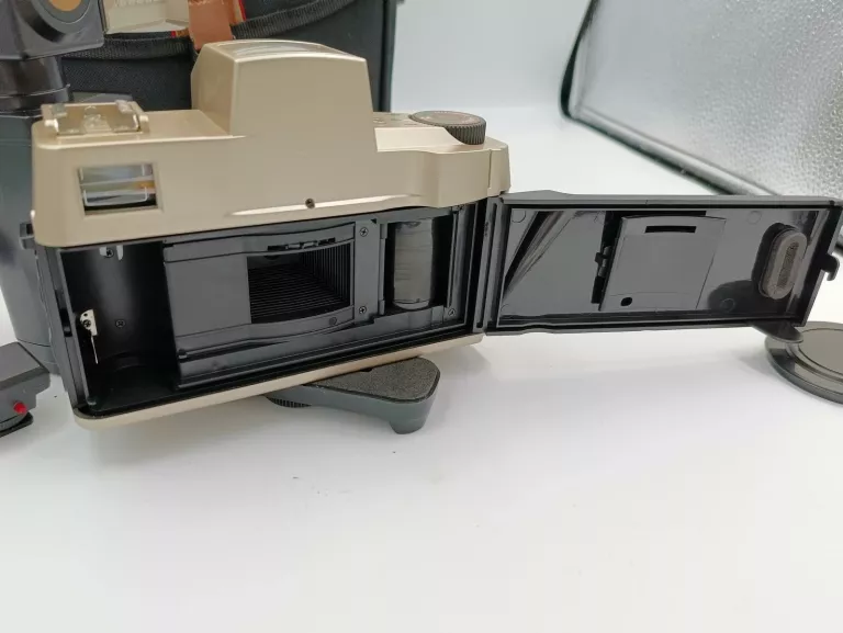 aparat-canon-9002rs-torba-lampa-blyskowa-opis-3-maja-23-chorzow