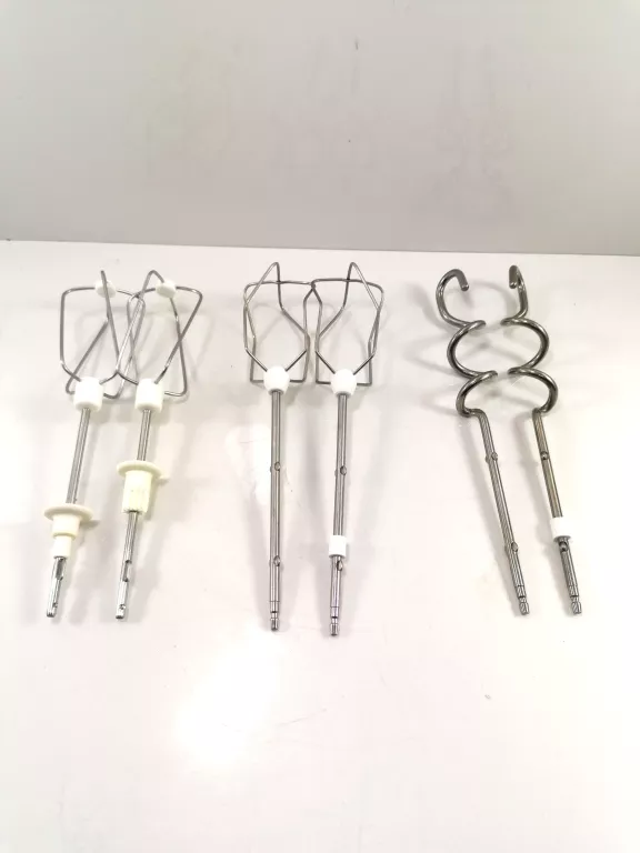 MIKSER PHILIPS HR 1560