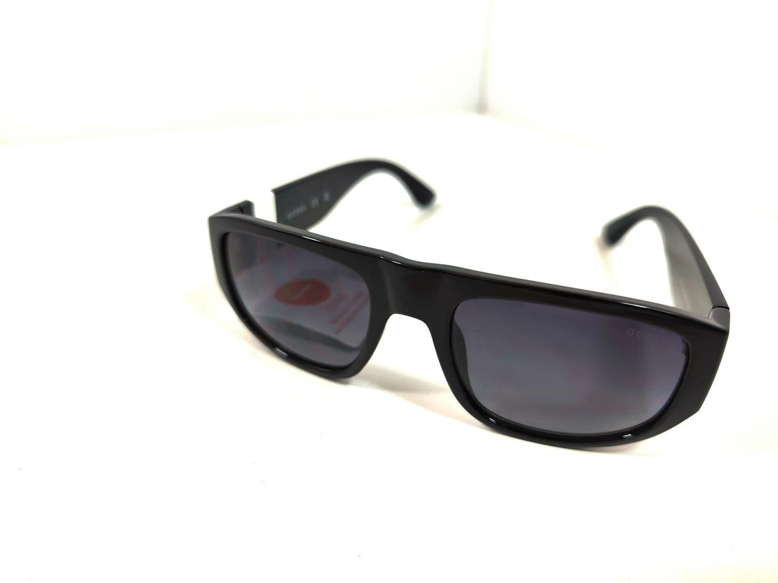 okulary-przeciwsloneczne-guess-gf5107-stan-uzywany