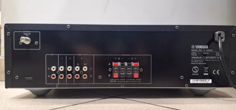 AMPLITUNER STEREO YAMAHA RS-202D