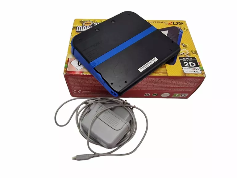 KONSOLA NINTENDO 2DS PUD + GRY